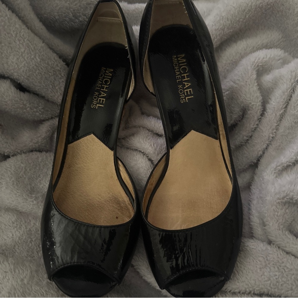 MICHAEL Michael Kors Carina  Black Leather Espadrille Peep Toe Low Heels 7